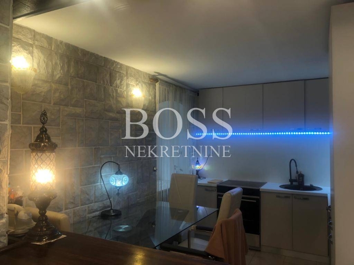 Pećine, 4S+DB, 102m2, 1. red do mora!