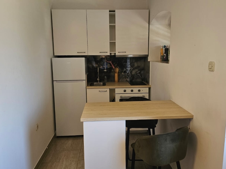 Bulevard, jednosoban stan s dnevnim boravkom 33 m2
