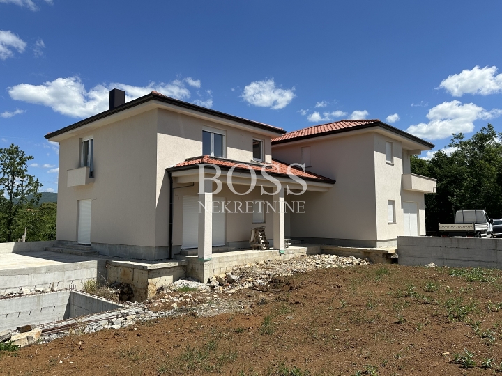 Mučići, kuća,  212 m2- novogradnja