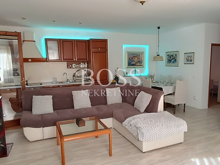 Malinska, 2S+DB, 71.41m2, 250.000€- prilika!