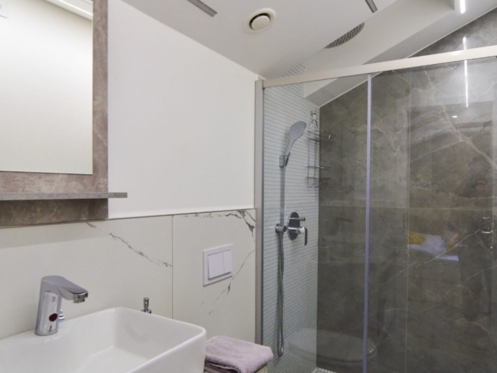 Prodaja stana – Školjić, Rijeka | 50 m² | 2 garsonijere