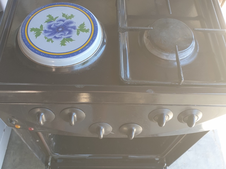 Kombinirani štednjak Gorenje, 2+2, pećnica na struju