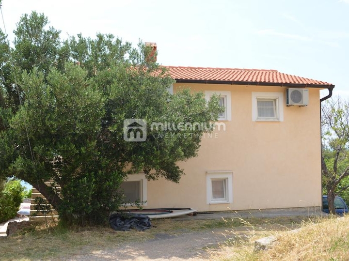 Rab, Banjol, 199m2, samostojeća kuća