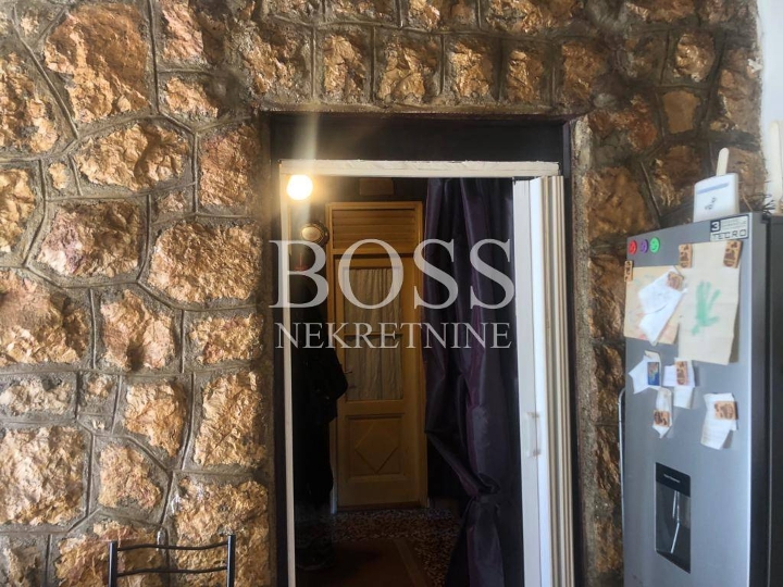 Novi Vinodolski, 56m2+dvorište 179m2, 165.000€