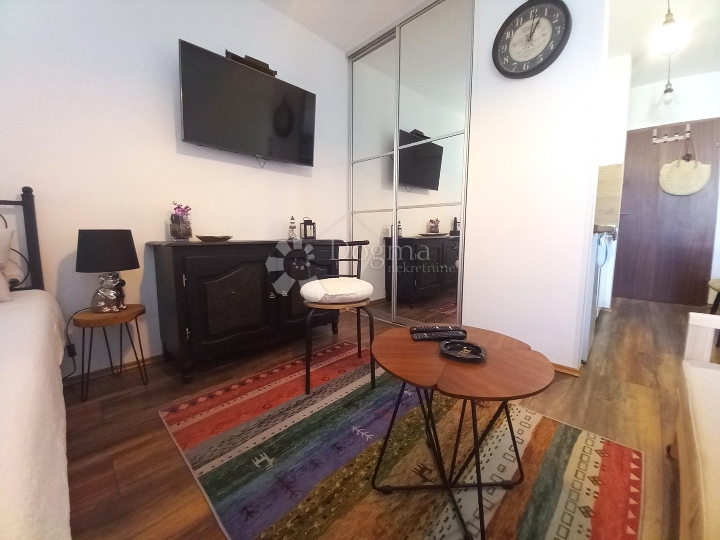 Malinska, 20 m2, garsonijera