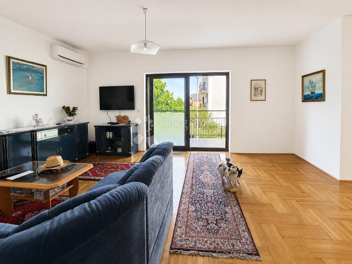 Prostrani 1S+DB apartman u Njivicama