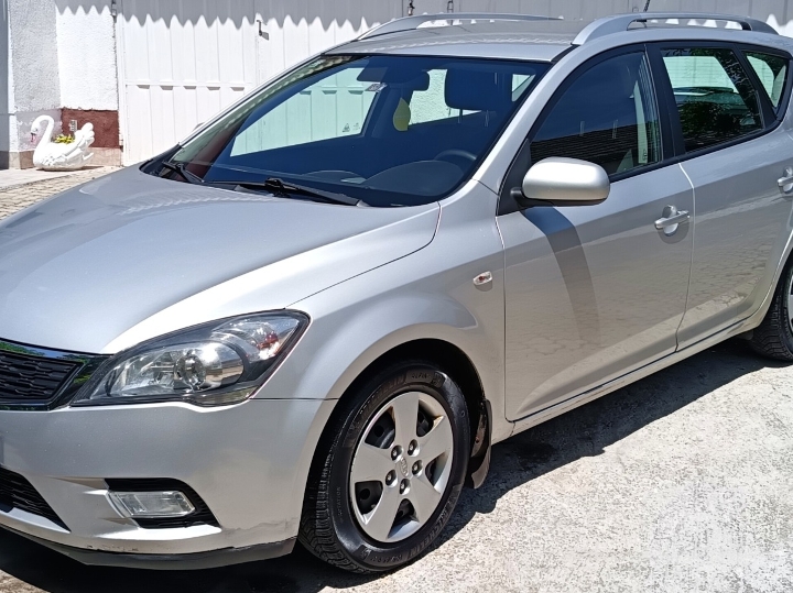 Kia Ceed 1.6 CRDi SW, 2011. g. Može zamjena