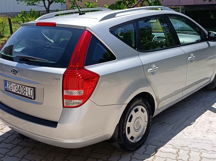Kia Ceed 1.6 CRDi SW, 2011. g. Može zamjena