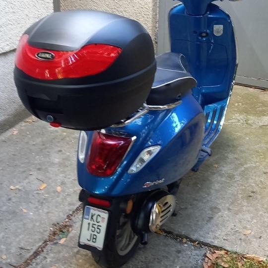 Vespa, 50 ccm, Sprint, 2015. god.