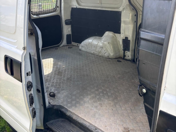 Hyundai H-1 2.5 CRDi