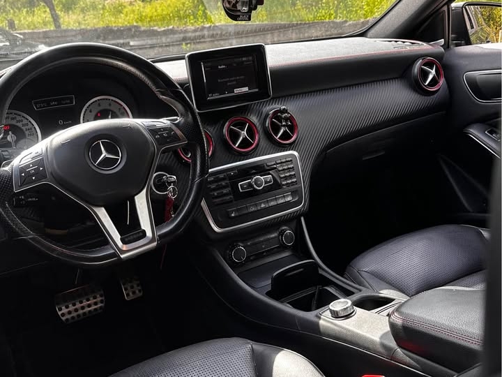 Mercedes-benz A250 AMG