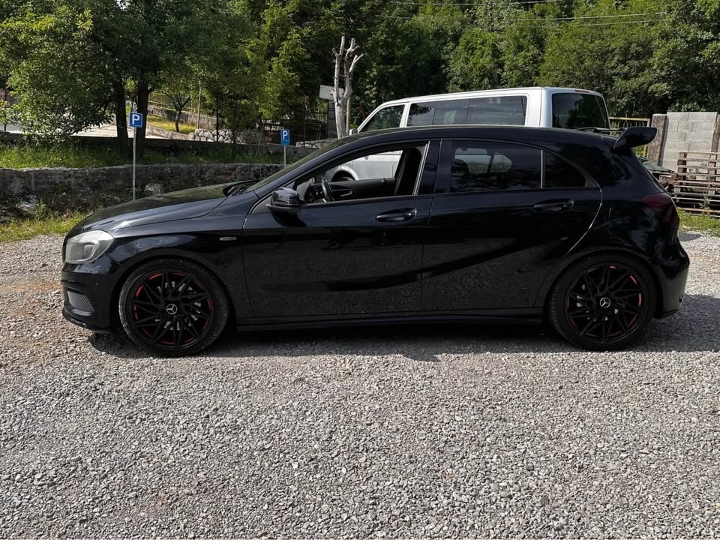 Mercedes-benz A250 AMG