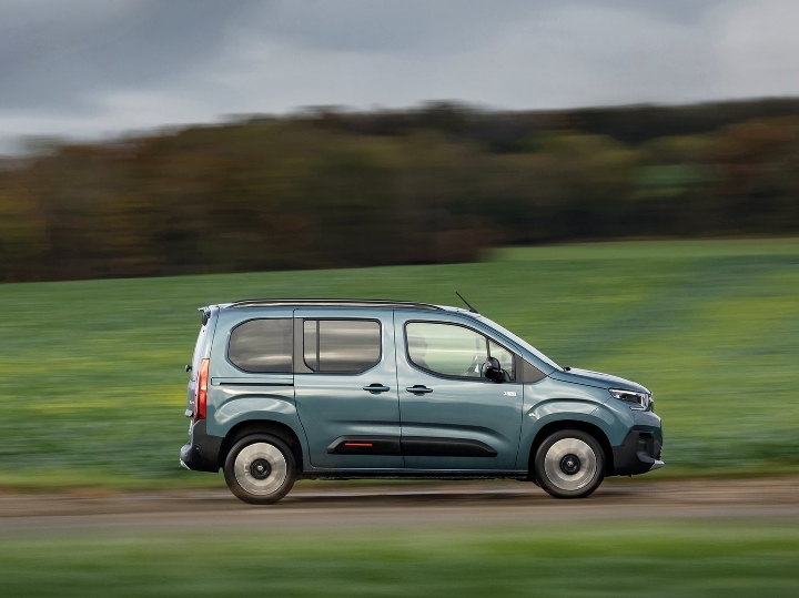 Kupujem Peugeot Partner / Citroen Berlingo (isplata odmah)