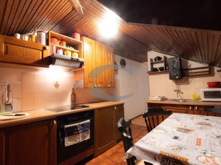 Stan, Rijeka, Pećine, 2S+DB, 72 m2