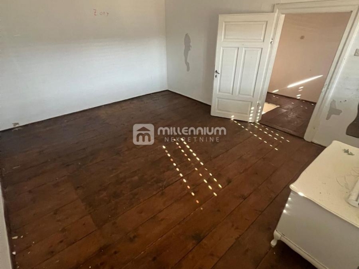 Zaleđe Crikvenice, Kostelj, 120m2, kuća u nizu s okućnicom