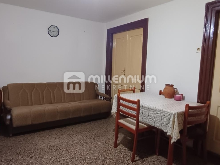 Rijeka, Centar, 2-sobni stan