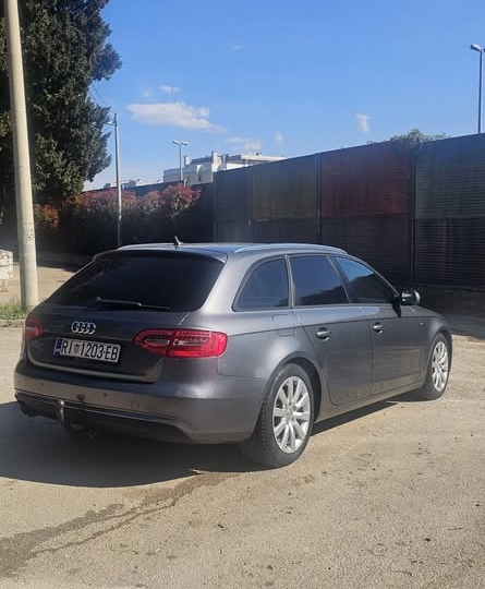 Audi A4 B8 Avant 2.0 TDI,
