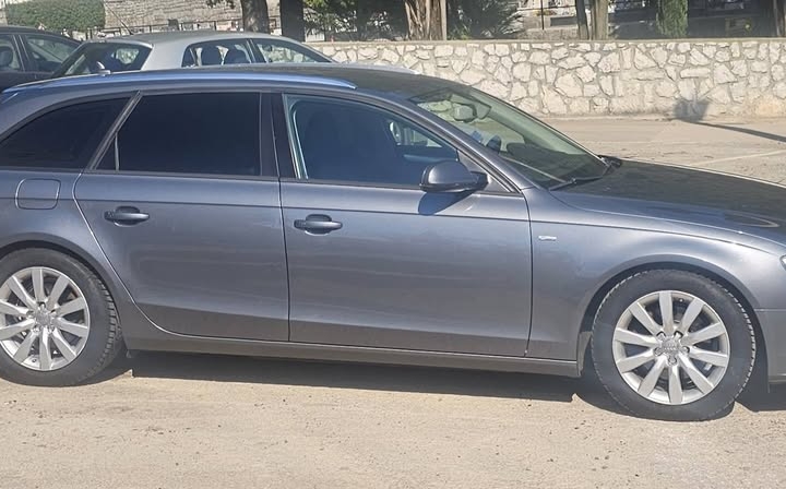 Audi A4 B8 Avant 2.0 TDI,
