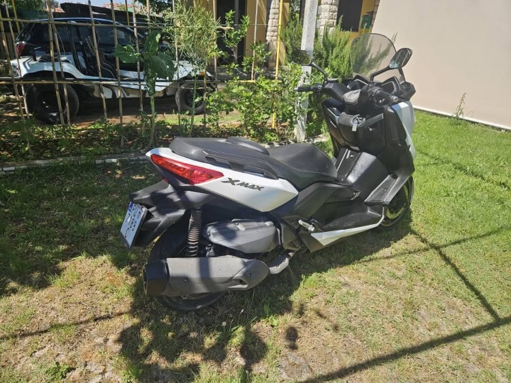 Yamaha Xmax 400