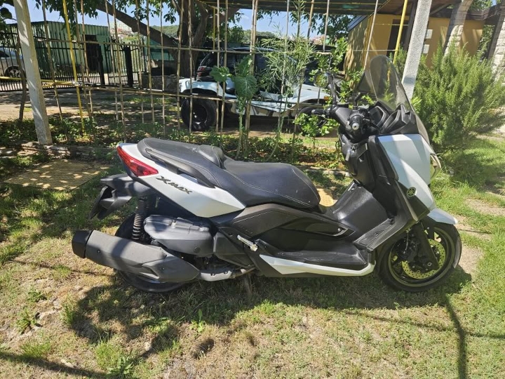 Yamaha Xmax 400