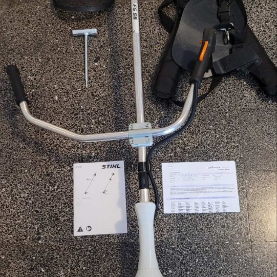 Stihl-FS 55 - benzinski trimer