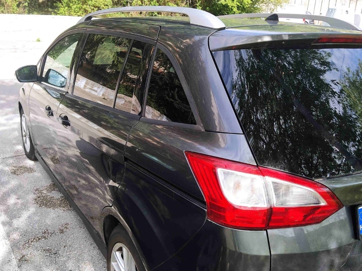 Ford Grand G-Max 1.5TDCI