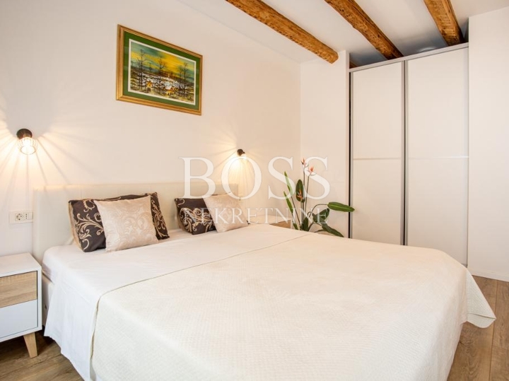 Centar, 2S+DB, 75 m2- luksuzno uređen - 1300 €