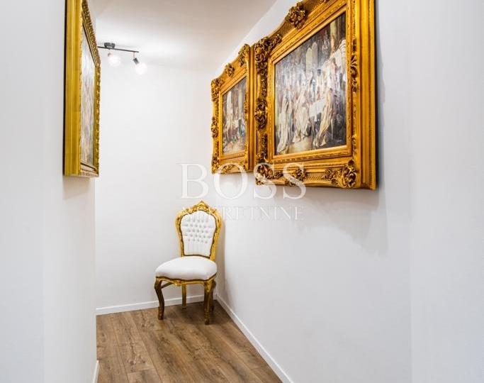 Centar, 2S+DB, 75 m2- luksuzno uređen - 1300 €