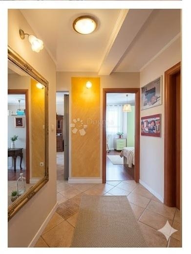 Škurinje, ekskluzivan 2S+DB, 77m2, uređen s puno stila i ljubavi!