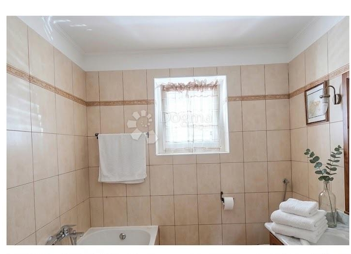 Škurinje, ekskluzivan 2S+DB, 77m2, uređen s puno stila i ljubavi!