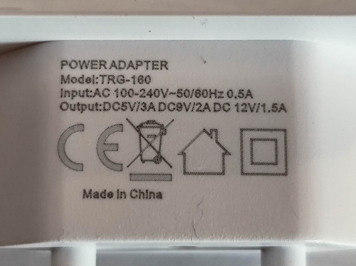 Adapter za mobitel i tehniku