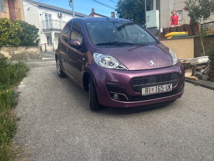 Peugeot 107, 1.0 benz.