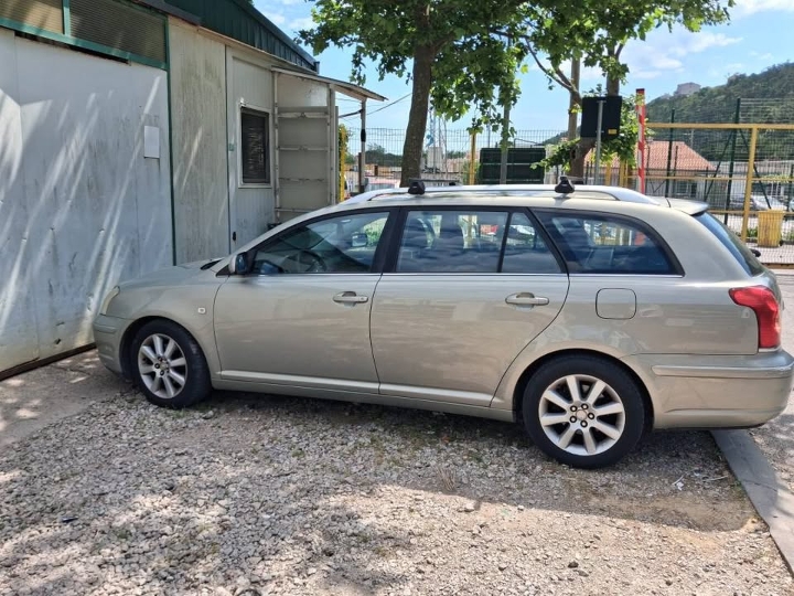 Toyota Avensis karavan 1.8