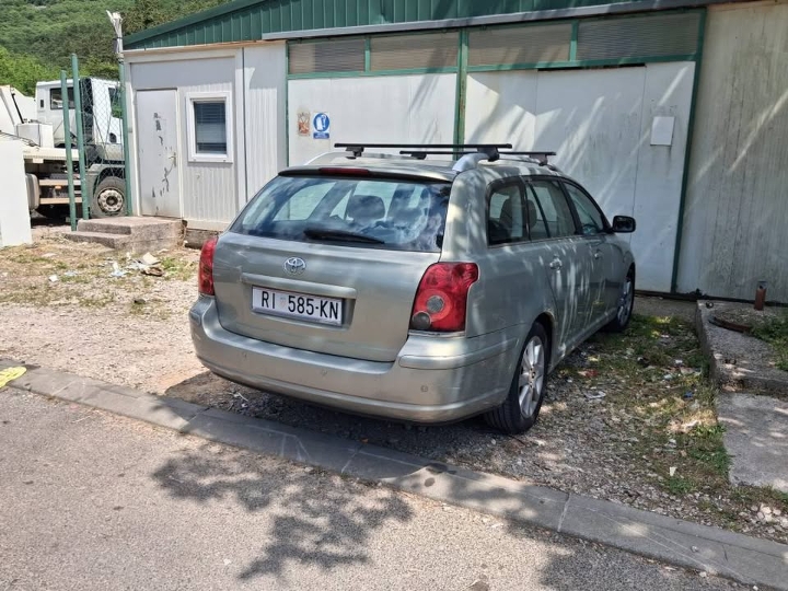 Toyota Avensis karavan 1.8