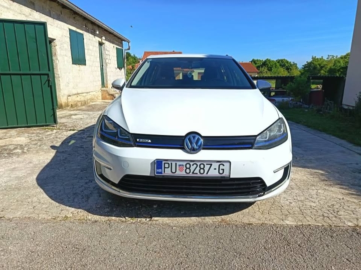 VW Golf 