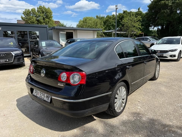 VW Passat 2.0 TDI limuzina