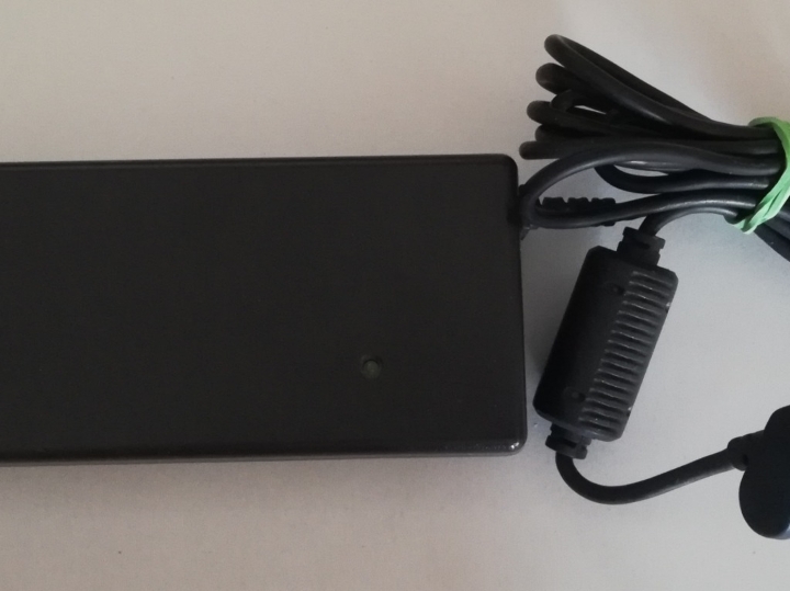 Adapter napajanja za DELL Inspiron i Latitude prijenosnike
