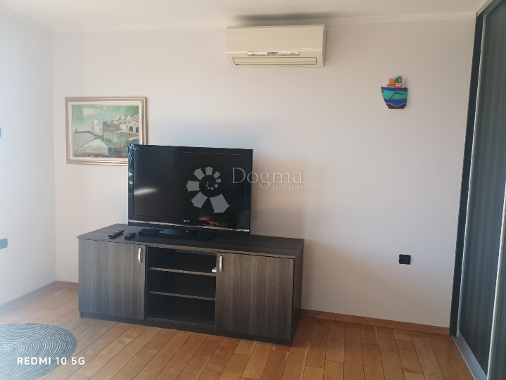 Pećine - moderna garsonijera s panoramskim pogledom na Kvarner!