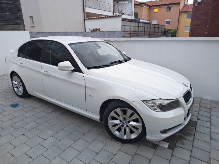 BMW 318i, automatic, HR auto
