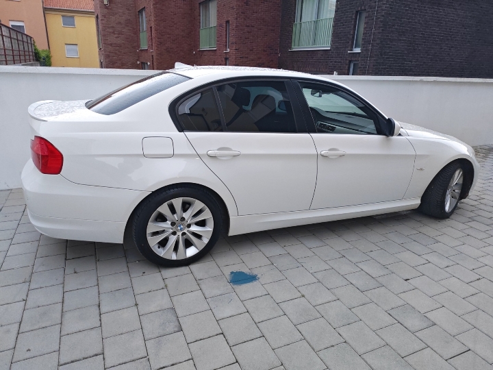 BMW 318i, automatic, HR auto
