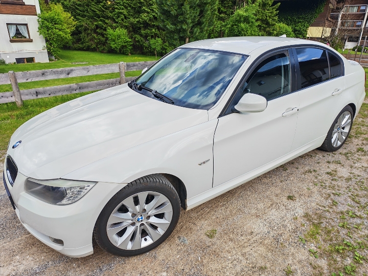 BMW 318i, automatic, HR, (kao nov)!