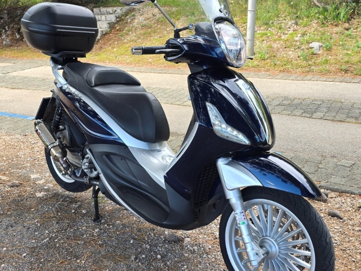 Piaggio Beverly 300, 2015. god., reg. godinu dana