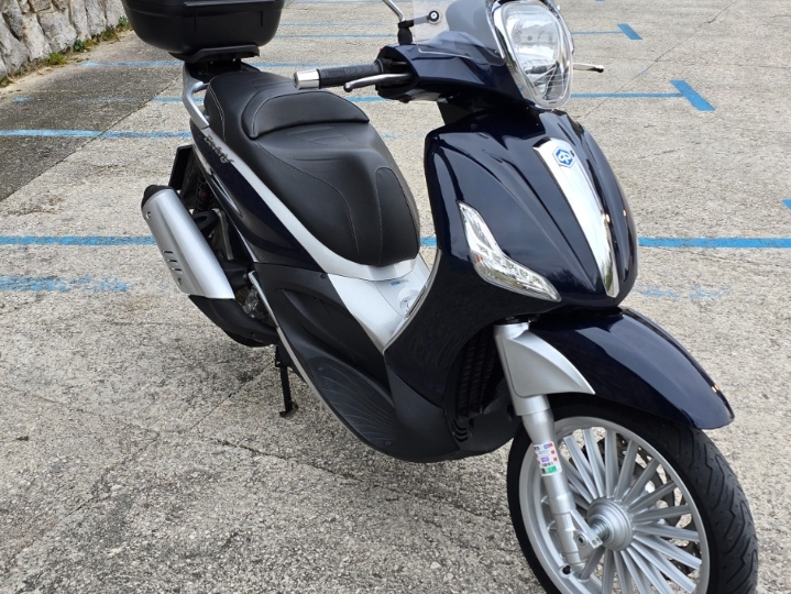 Piaggio Beverly 300, 2015. god., reg. godinu dana