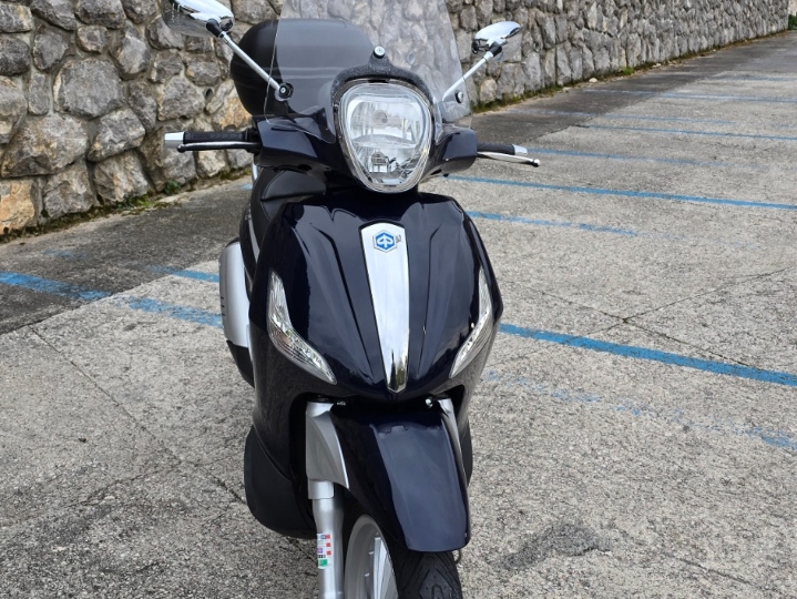 Piaggio Beverly 300, 2015. god., reg. godinu dana