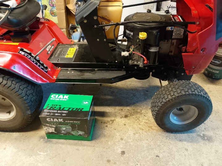 Traktor kosilica MTD 125/96