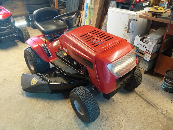 Traktor kosilica MTD 125/96