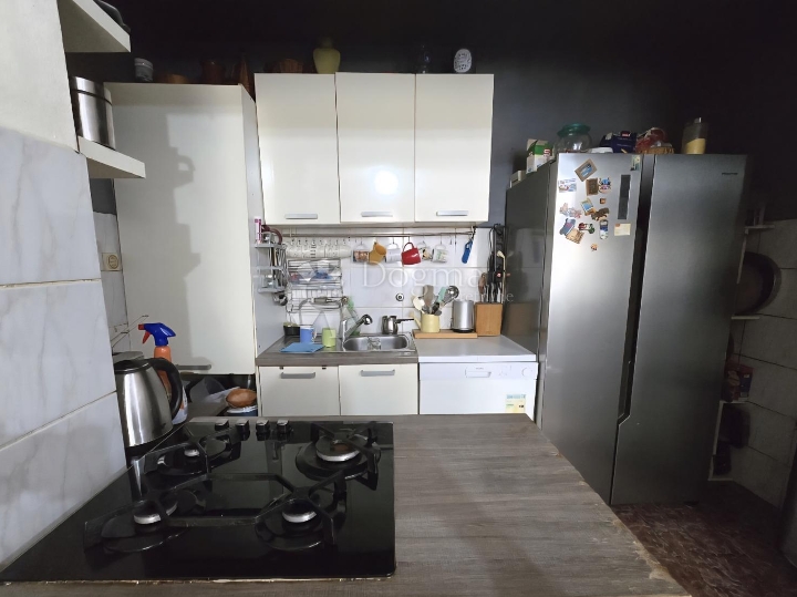 Dražice – samostojeća kuća s okućnicom