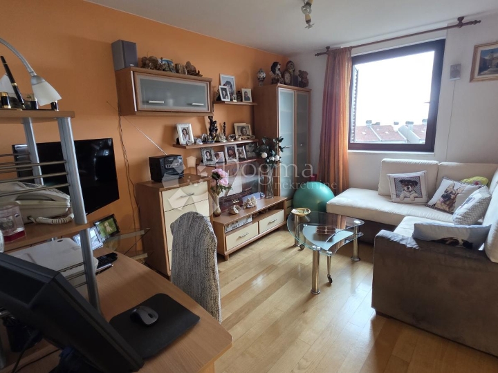 N.N. Krnjevo, dom iz snova; 89m², 3 spavaće sobe i prekrasan pogled na more