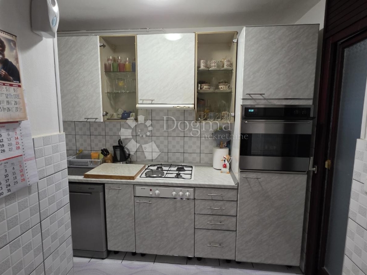 N.N. Krnjevo, dom iz snova; 89m², 3 spavaće sobe i prekrasan pogled na more