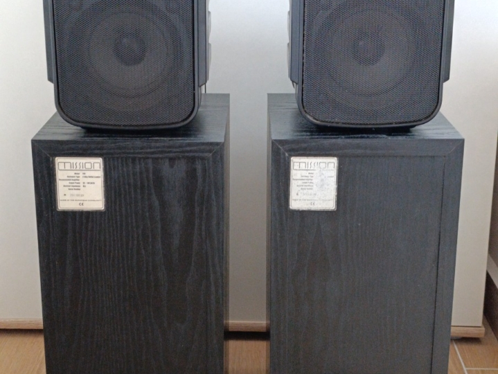 Hi-Fi komplet Onkyo A-9211 + Mission 701 + DVD